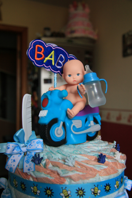 первый опыт =)))Тортики из памперсов