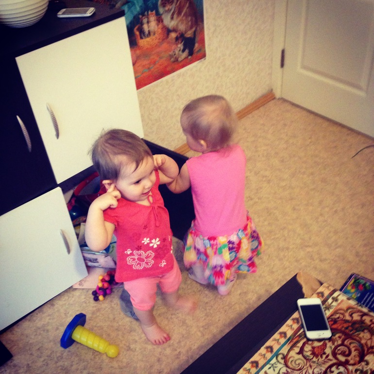 Наши ходилки бродилки по гостям))