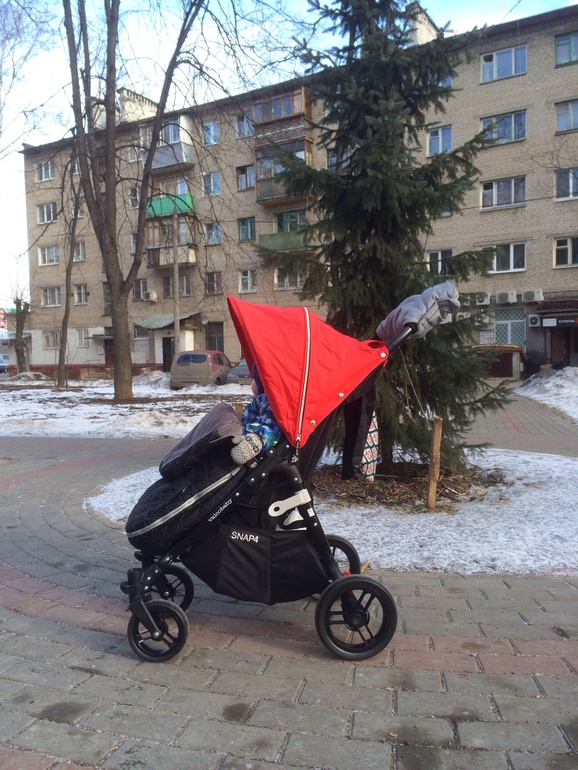 Snap 4: первый выход в свет