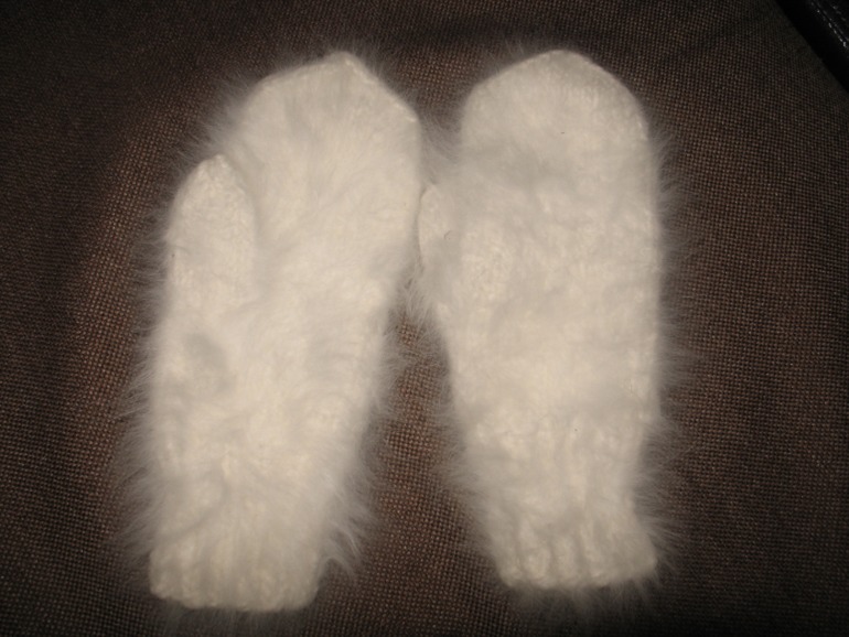 шапки , варежки