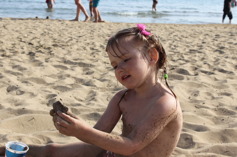 Наша Лизавета на отдыхе в Турции