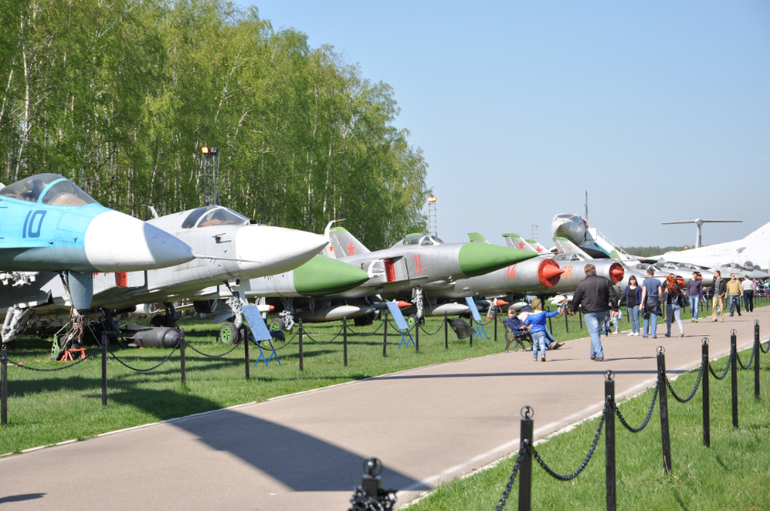 Поездка в музей ВВС В Монино !!! 9 мая !!!!
