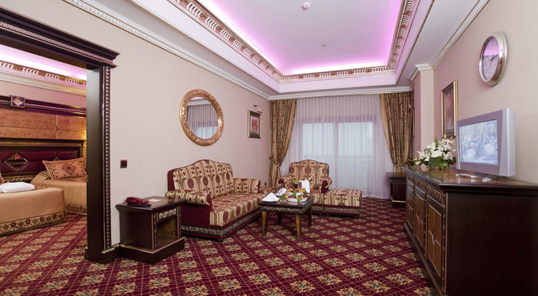 Присоединяйтесь к нам, дружно едем в отель Club hotel Sera 5* !