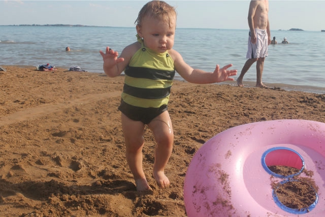 Наш маленький жабенок))) Сезон открыт)