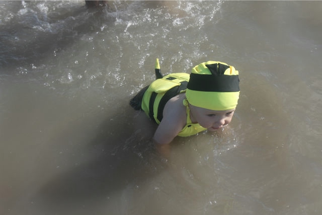 Наш маленький жабенок))) Сезон открыт)