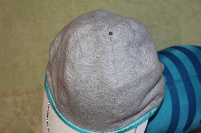 Кепка Blumarine до 50см