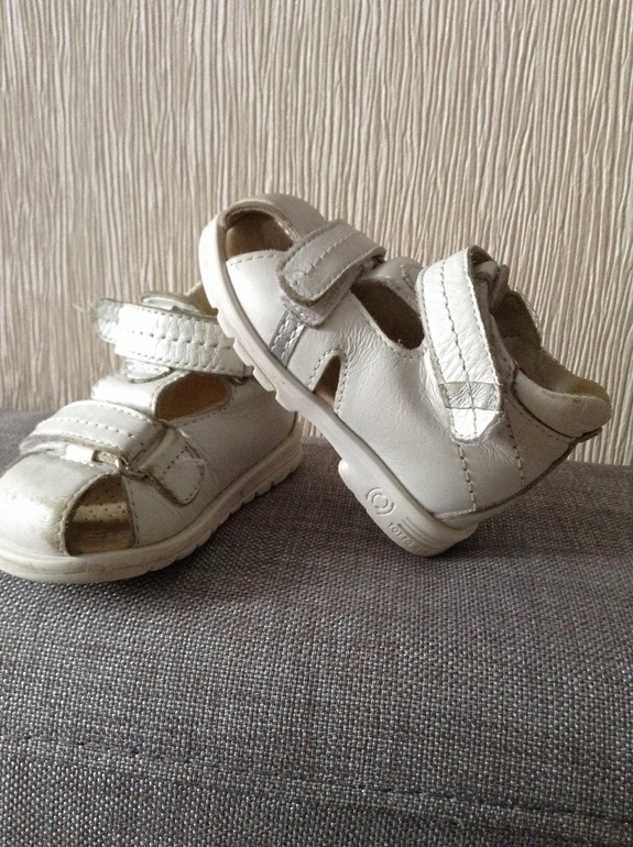 Сандалики для девочки б/у