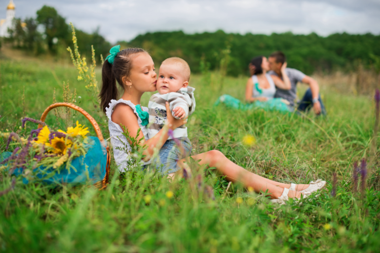 Ура, вот и фото с фотосесии!!! Ромику тут 9 месяцев.