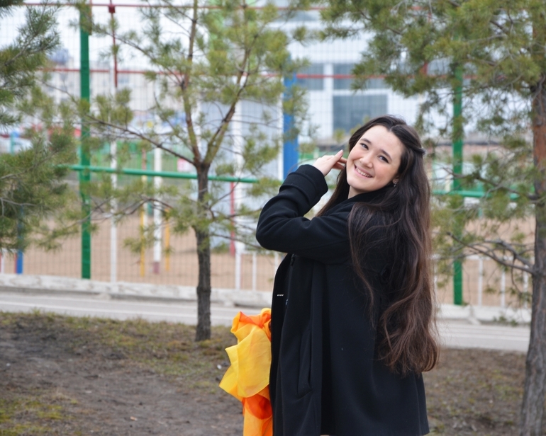 Алина и шарфик....