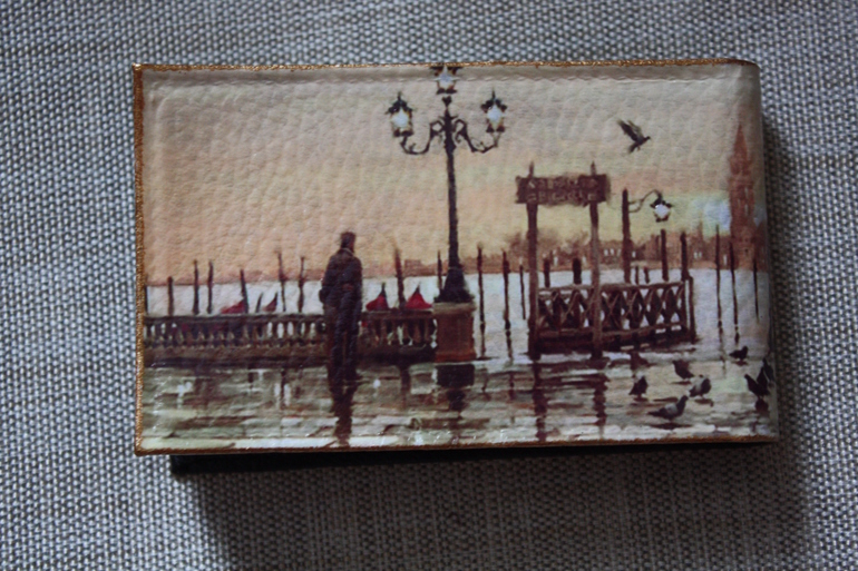 Любимый декупаж а коже)