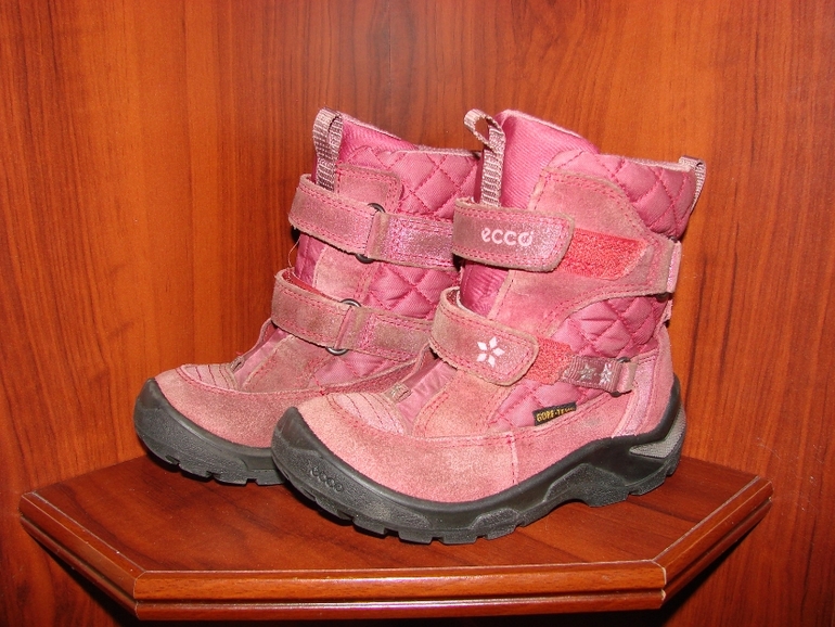 Crocs р. С/8-9 ,Ecco р.24,р.25