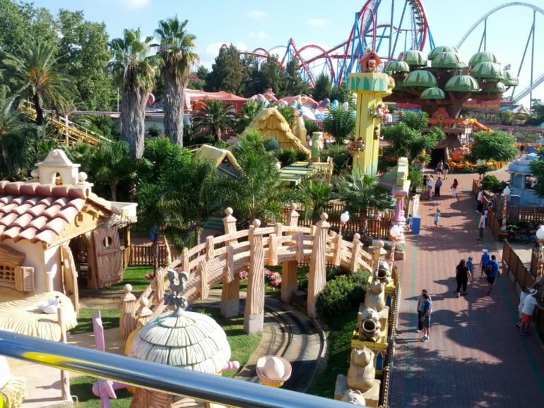 Отель и парк Port Aventura, а также новый аквапарк Costa Caribe Aquatic Park