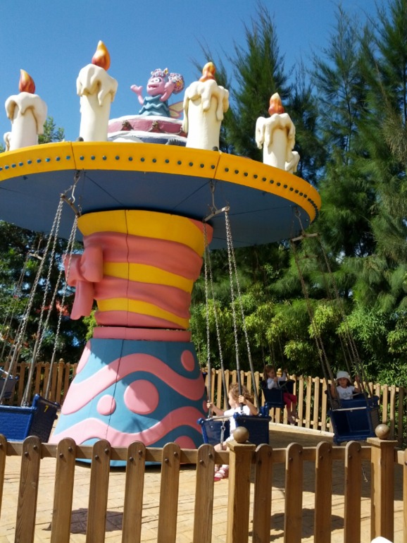 Отель и парк Port Aventura, а также новый аквапарк Costa Caribe Aquatic Park
