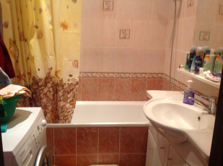 Продаю 4-х к. квартиру в ЖК