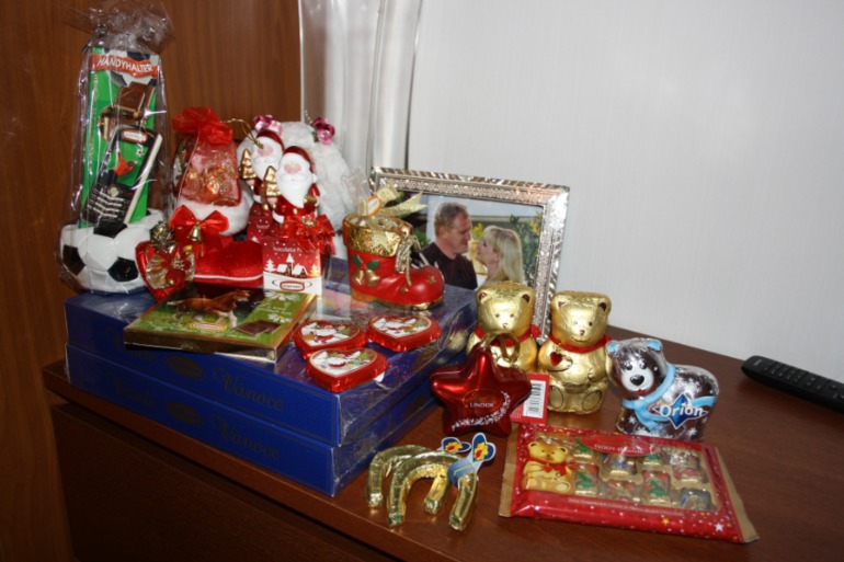 А мы ужо закупаем подарочки