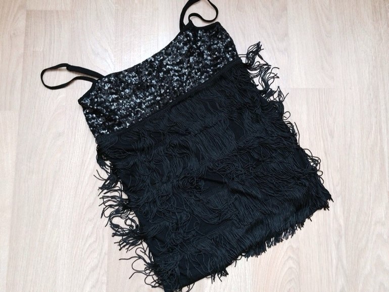 Платья , кофточки , джинсы и подарки !!!!! ))