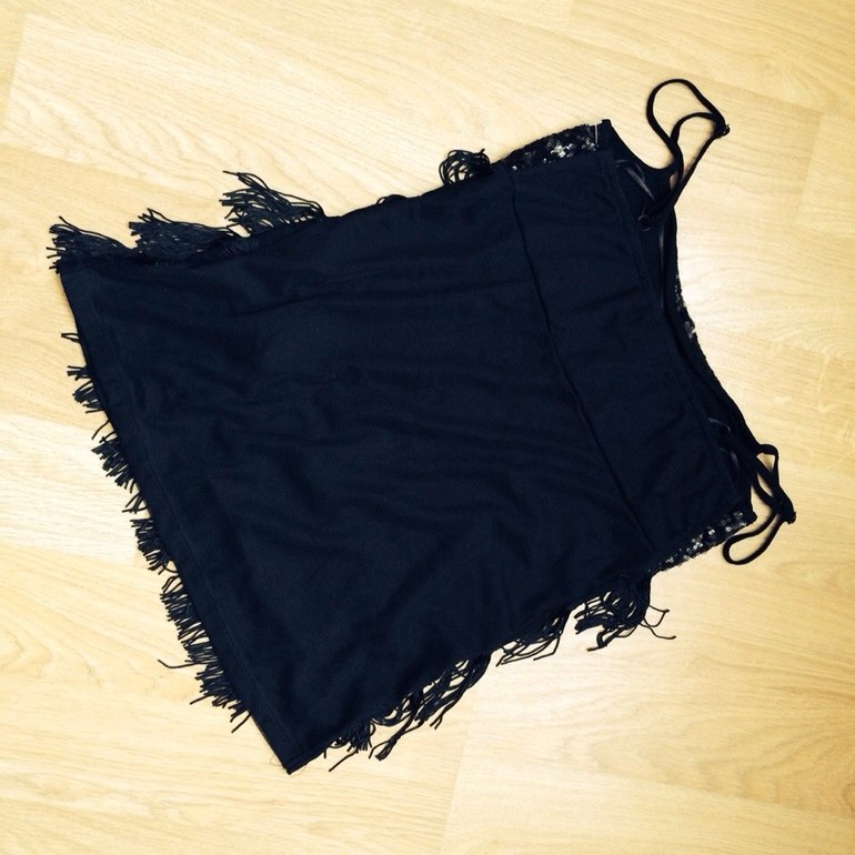 Платья , кофточки , джинсы и подарки !!!!! ))