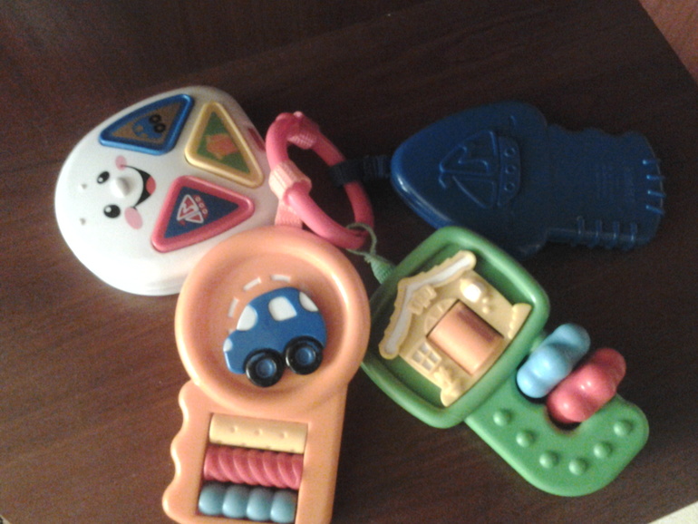 хотим продать наши игрухи