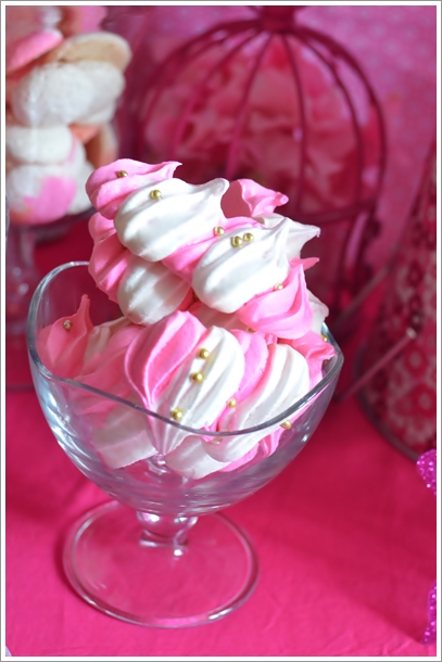 Minnie Mouse candy bar...