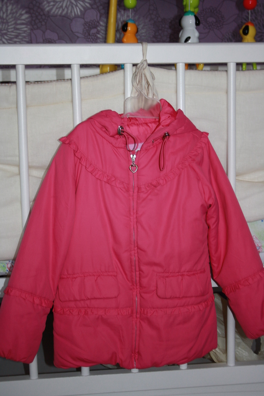Продам курточки осень-весна, 500руб. за каждую.