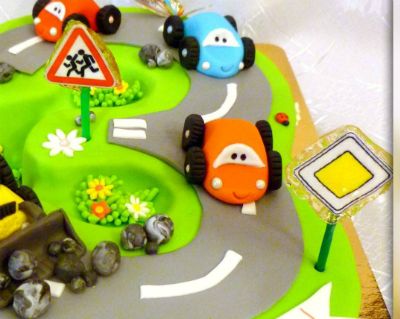 МК стенка для торта из изомальта с сахарной картинкой.