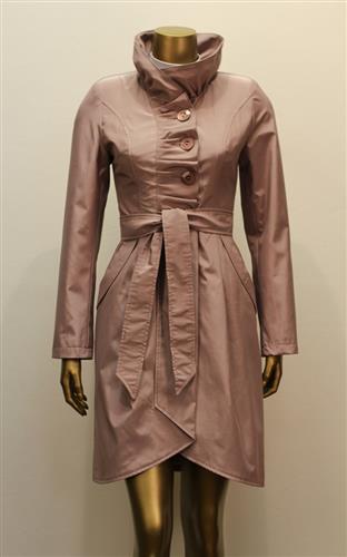 Женские пальто и плащи от 500 руб.