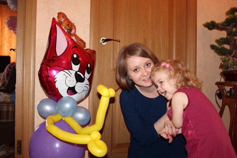 Радостное 8 марта или Есении 2 годика