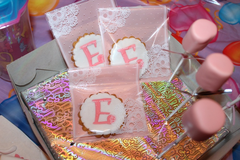 Радостное 8 марта или Есении 2 годика