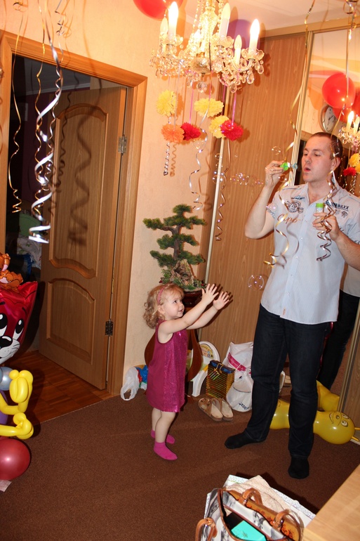 Радостное 8 марта или Есении 2 годика