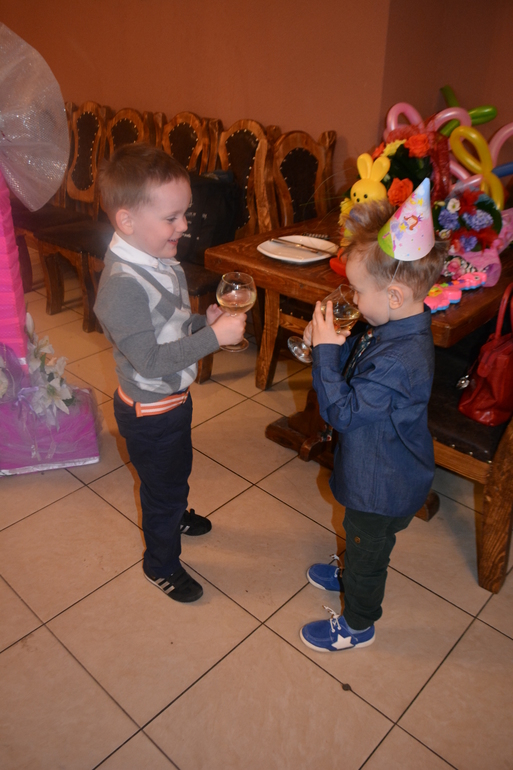 Мне годик.... или старость подкралась незаметно!