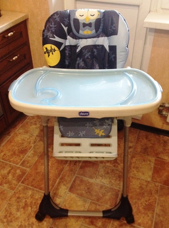 Стульчик для кормления Chicco Polly (Москва)