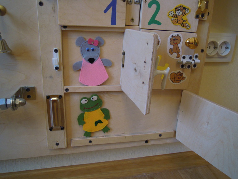 Развивающий пульт.