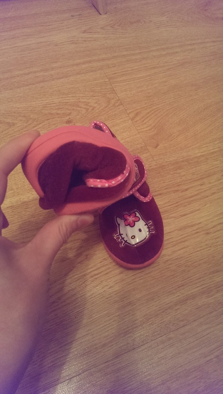 Обувь на девочку б/у и новое обновила 29.01, добавила зиму куома, скороход