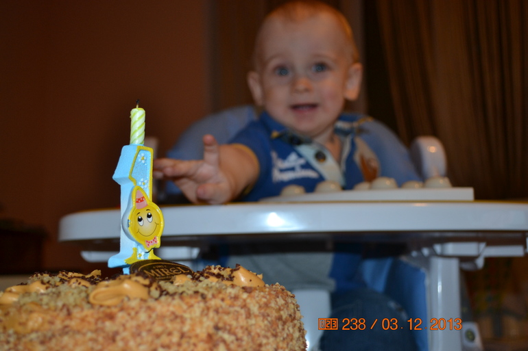 Вот и нам исполнился годик:)