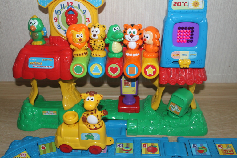 Железная дорога обучающая Vtech, 2500.
