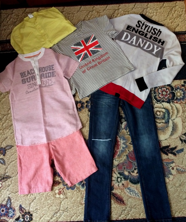 Одежда для мальчика 140-150 р.