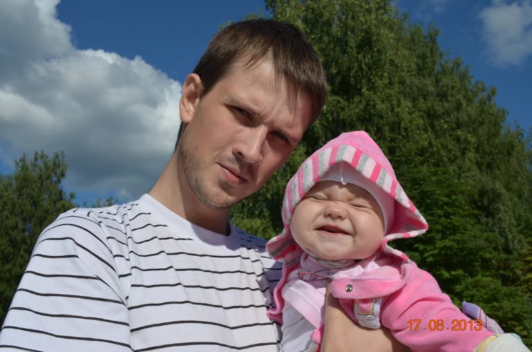 С ПАПОЙ ВЕСЕЛО )))....