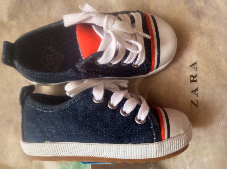 Zara. Yoox. Chobi. Norveg. В общем, с миру по нитке...