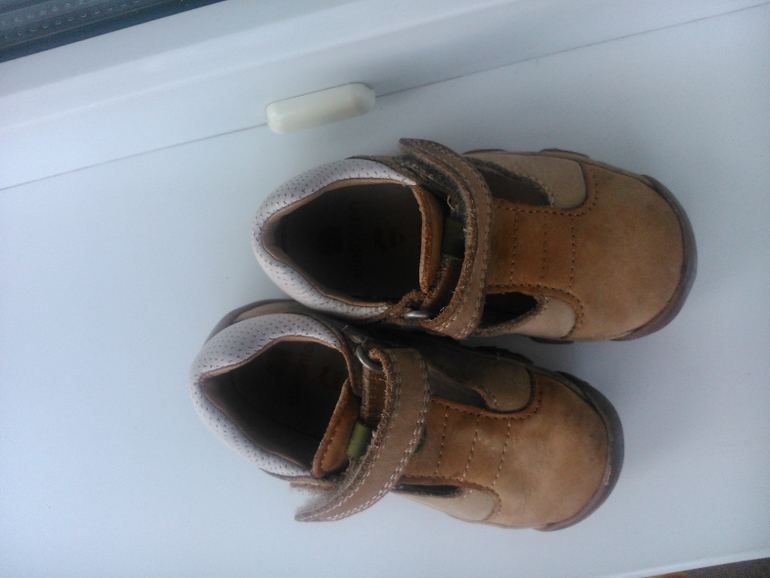 Обувь для мальчика и девочки от 6 мес до 21 р-ра))) Зимние сапоги 22 р-р. от 100 руб.