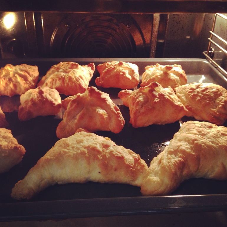 Устроила праздник желудку