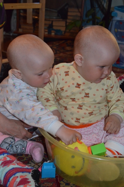 Мои любимые двойняшечки.....