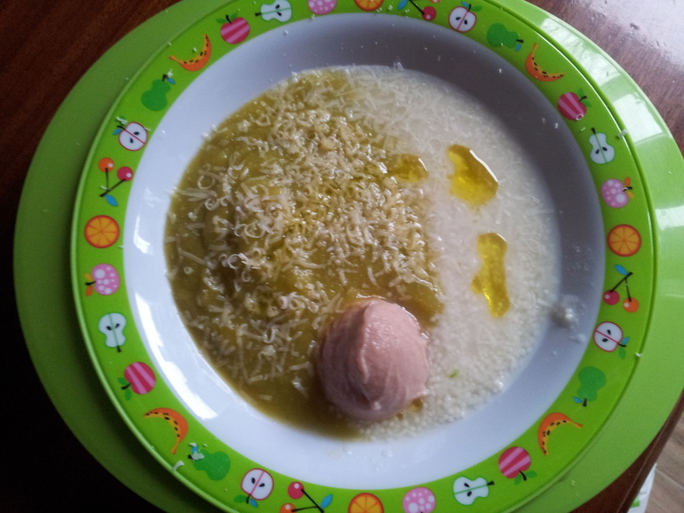 макароны и салат радикио:)