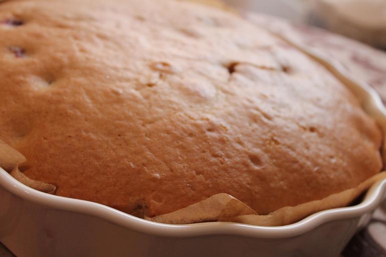 Постный пирог с вишней