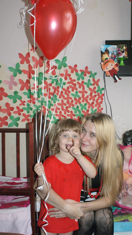 ПреКРАСНЫЙ праздник маленькой божьей коровки))