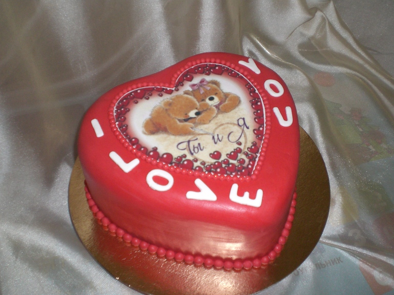 Пристрою тортик КО ДНЮ СВЯТОГО ВАЛЕНТИНА