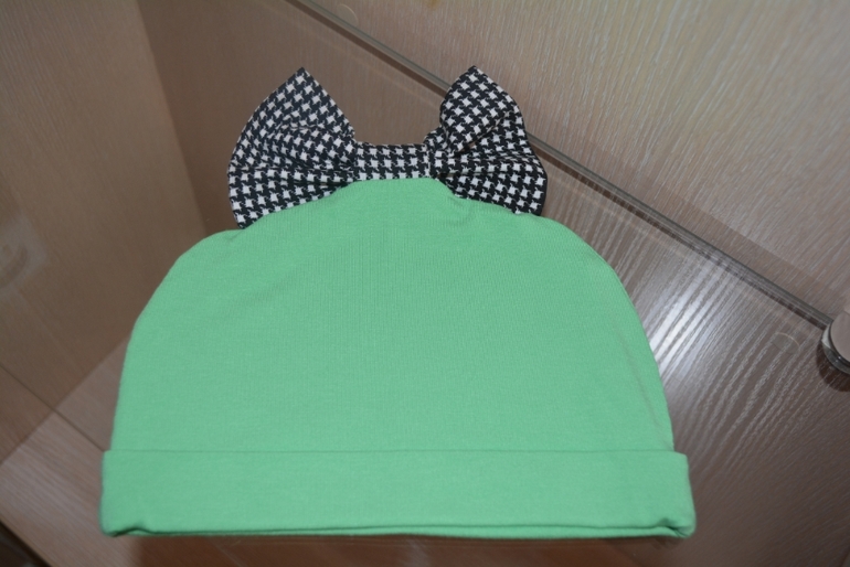 Трикотажные шапочки для ваших малышей !!!!!