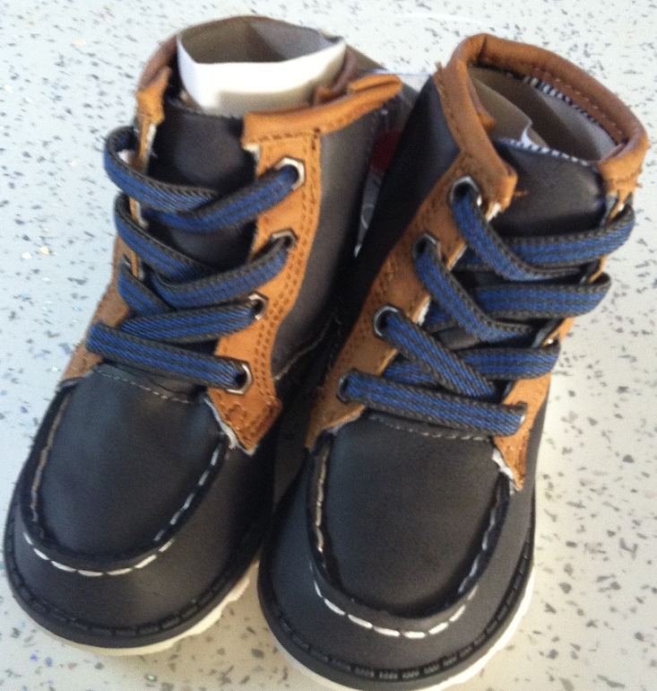 Новые высокие ботинки на шнурках Carters из Америки