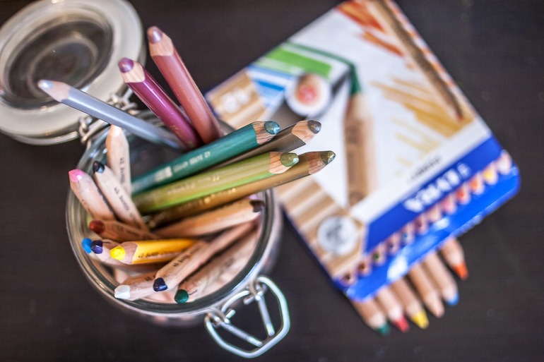 посоветуйте о материалах для творчества (карандашах)