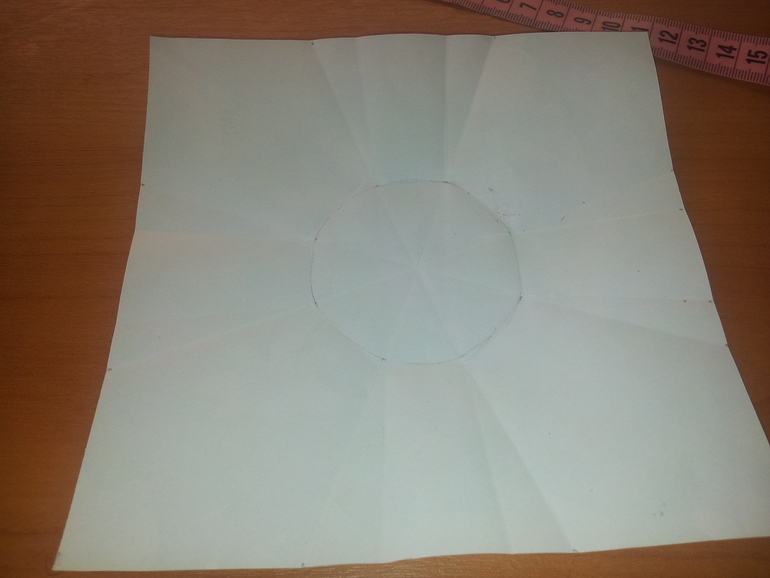 самодельная декоративная капсула для капкейков