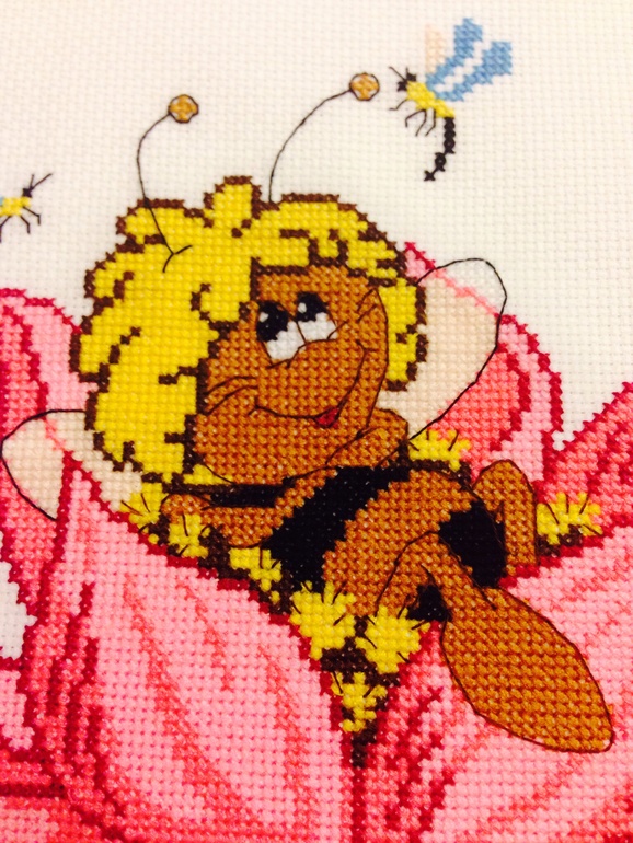 Пчелка Майя)))